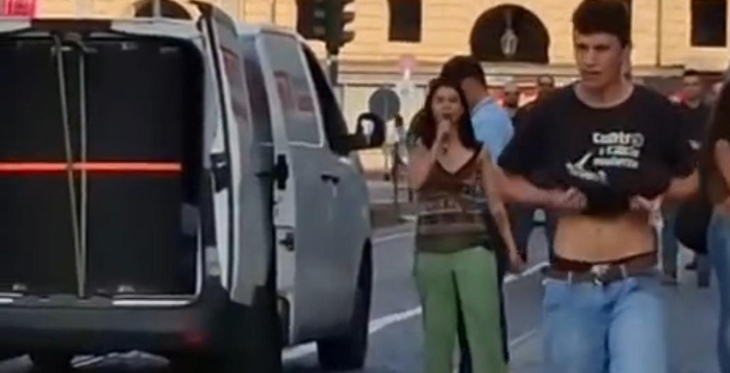 Torino, frasi di odio contro le Forze dell’Ordine durante la manifestazione. Superato ogni limite!