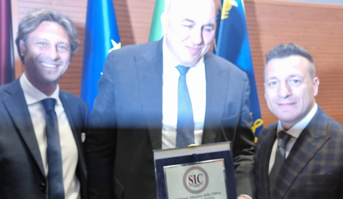 Il SIC ha incontrato il Ministro della Difesa