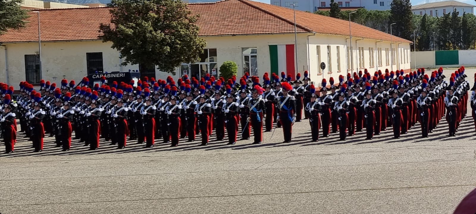 wp-509babe678-a-degli-alamari-agli-allievi-Carabinieri-del-141-corso-formativo-3.jpg