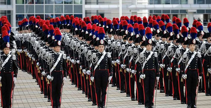 Autorizzazione all’uso dell’abito borghese per gli Allievi Carabinieri che usufruiranno di licenza natalizia per raggiungere i propri familiari finalizzata a limitare i rischi di aggressioni
