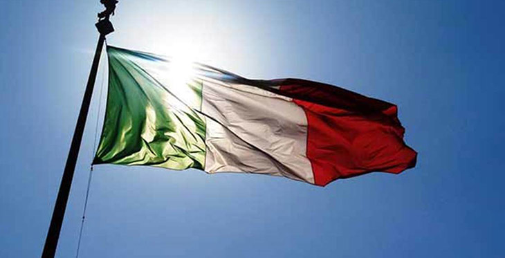 Il SIC rende omaggio alla bandiera italiana nella ricorrenza della sua nascita