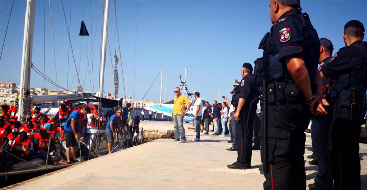 Emergenza immigrazione, condizioni lavorative disagevoli per i Carabinieri impiegati nella gestione dei flussi migratori. Lettera al Comandante Generale