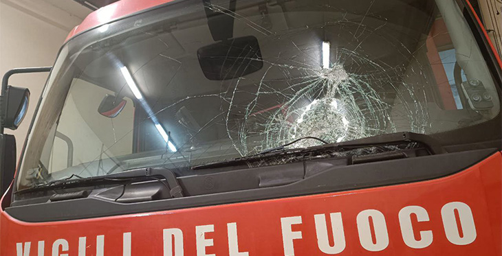 Solidarietà ai Carabinieri, alle Forze dell’Ordine e ai Vigili del Fuoco coinvolti negli scontri a Napoli